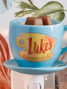 Luke's Gilmore Girls Blue saucer Scentsy Watmer